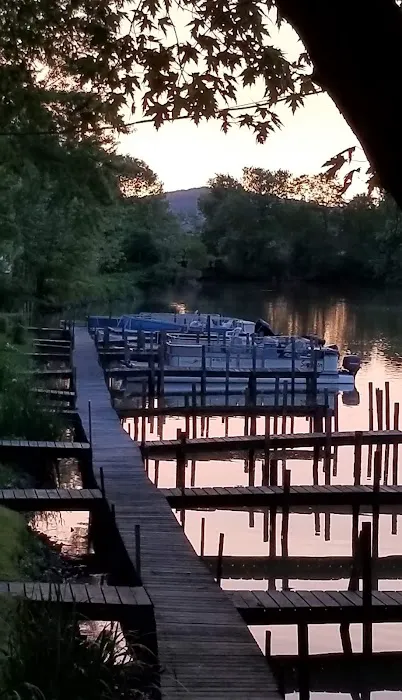 Edgewater Rv Park and Marina Picture 2