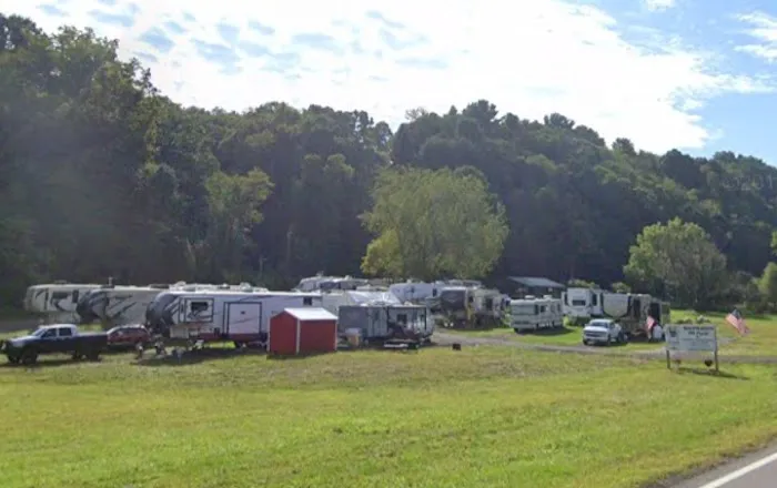 Backwaters RV Park Picture 2