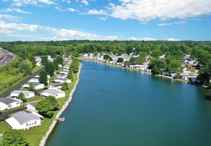 Pikewood Manor Picture 5