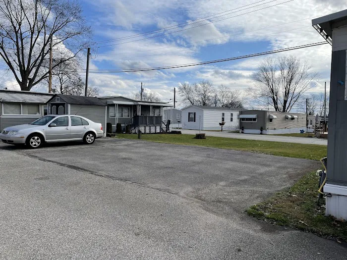 Homestead Village Mobile Home Park Picture 4