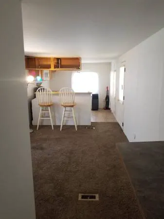 Frank's Mobile Homes-Park Picture 2