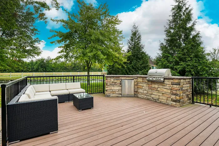 Twin Lake Homes Picture 10