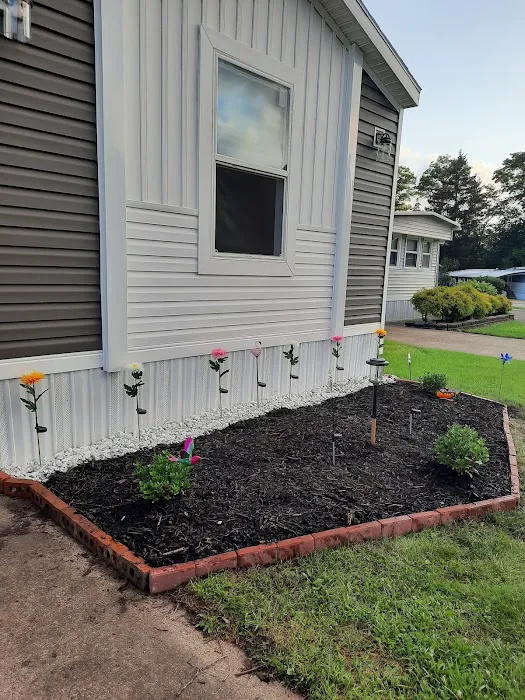 Brookdale Park MHP LLC Picture 1