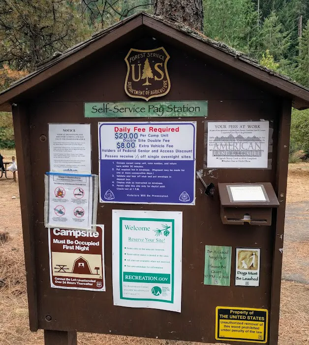 Beauty Creek Campground Picture 2