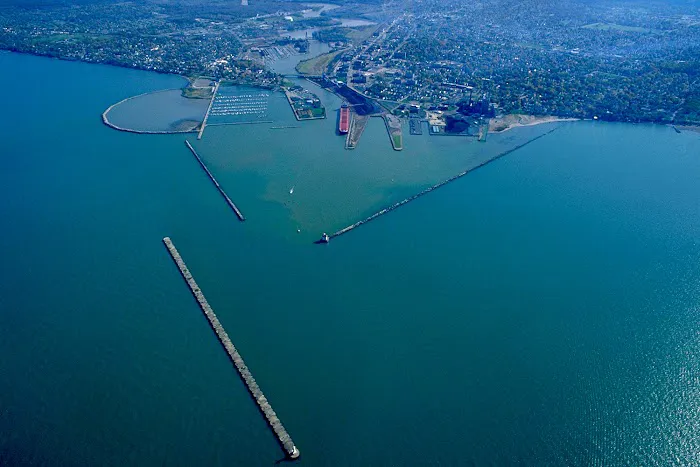 Overlake Mobile Home Park Picture 1