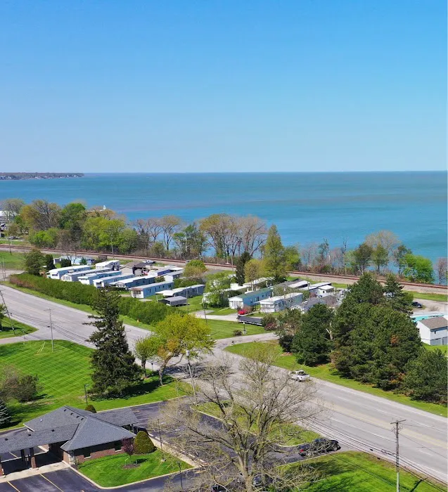 Erie West Mobile Home Community Picture 3