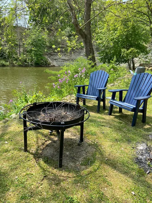 Riverview RV Park and Marina Picture 2