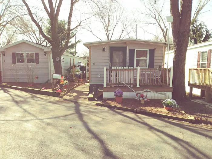 Rex Hill Mobile Home Park home for sale Picture 8