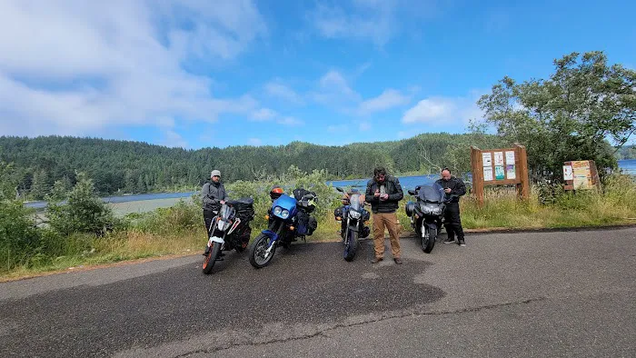 Tahkenitch Landing Campground Picture 7