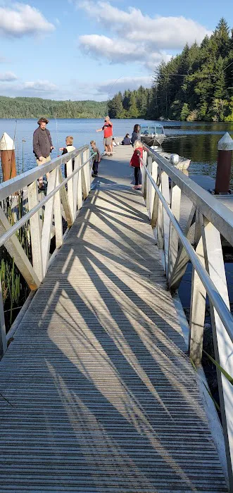 Tahkenitch Landing Campground Picture 2
