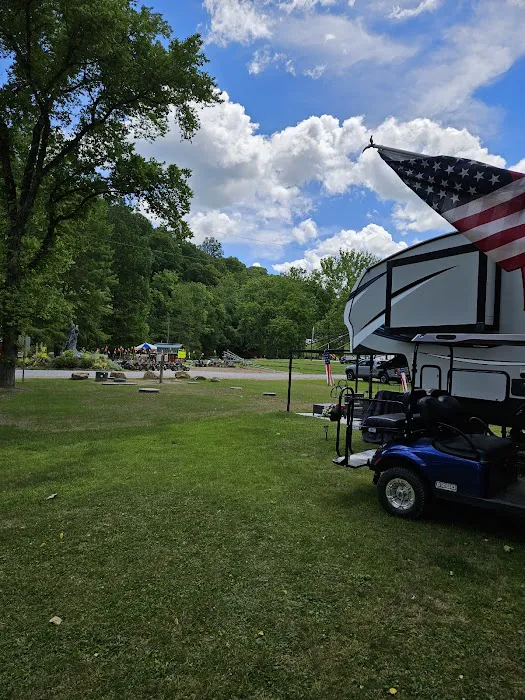 Austin RV Park and Cabins Picture 2