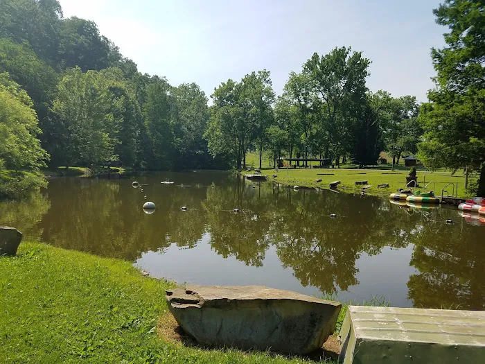 Austin RV Park and Cabins Picture 9