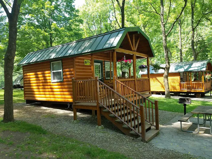 Austin RV Park and Cabins Picture 10