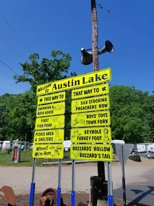 Austin RV Park and Cabins Picture 8