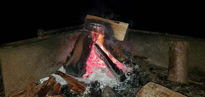 Tahkenitch Campground Picture 2