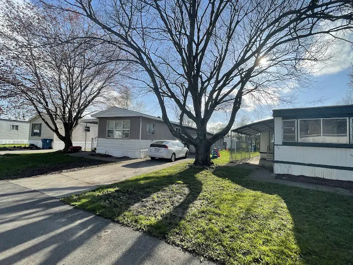 Firelands Manor Picture 2