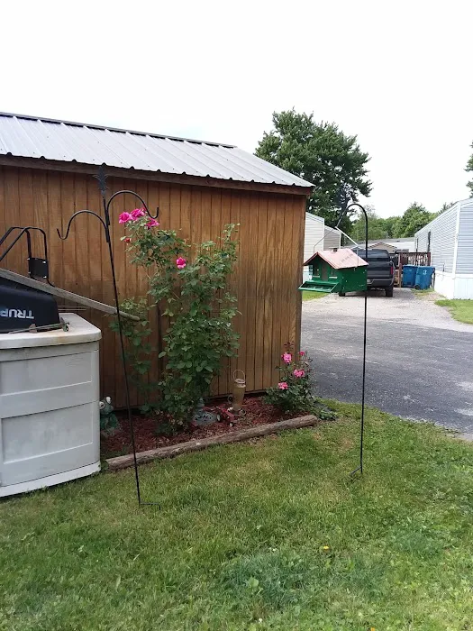 Riverview Mobile Home Park Picture 1