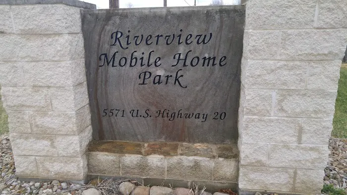 Riverview Mobile Home Park Picture 9