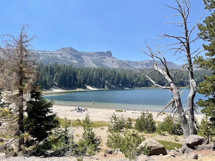 Three Creek Lake Campground Picture 4