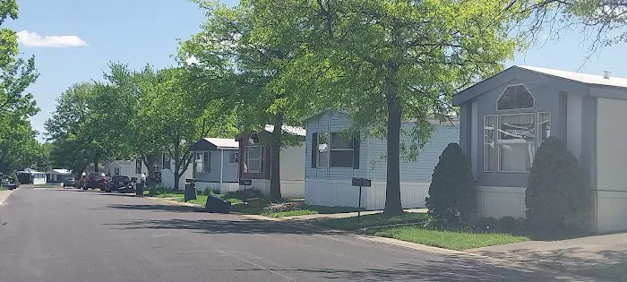 Silverstone Lake Estates Picture 2