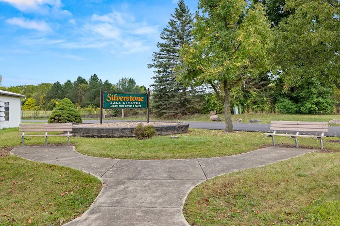 Silverstone Lake Estates Picture 6