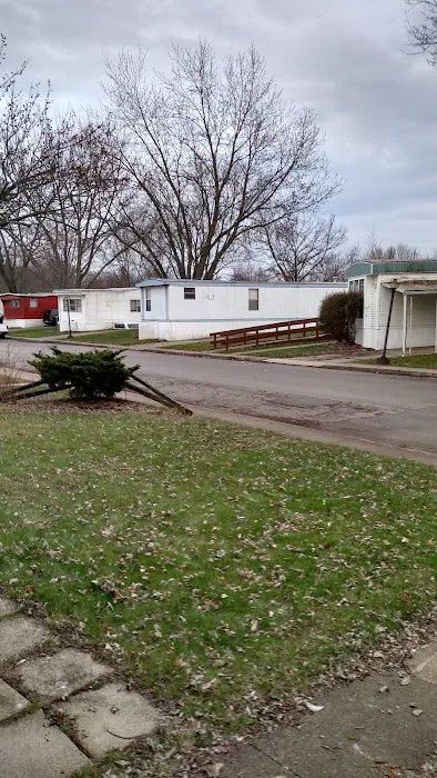 Twins Mobile Home Park Picture 4