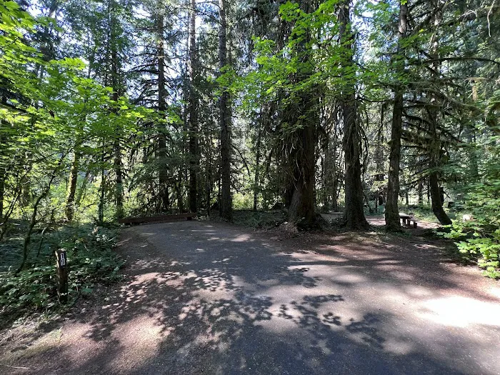 Blue Pool Campground Picture 3