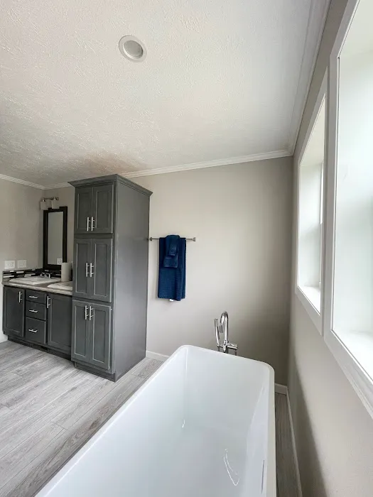 Hunter's Pointe Manufactured Home Community Picture 8