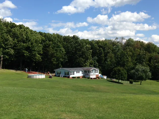 Jefferson Estates Picture 6