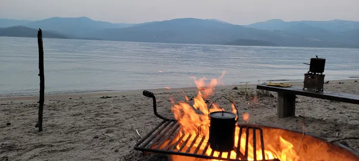 North Cove Campground Picture 4