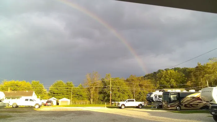 King James RV Park Picture 9