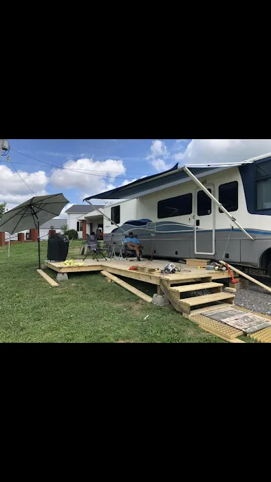 Big G’s RV Campground Picture 4