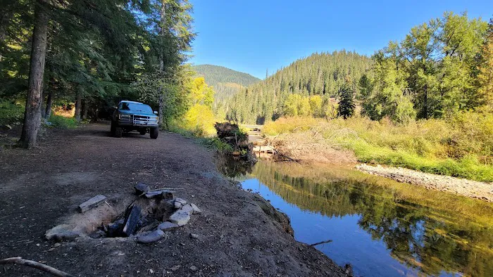 Honeysuckle Campground Picture 3
