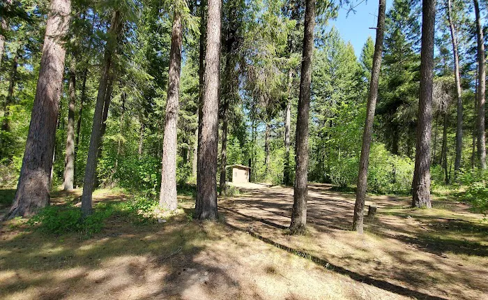 Whiskey Rock Bay Campground Picture 4
