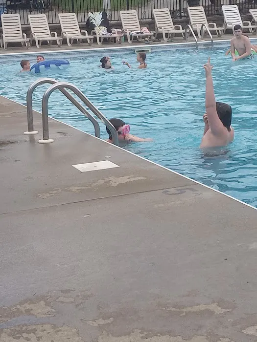 Yogi Bear's Jellystone Park Mill Run Picture 5