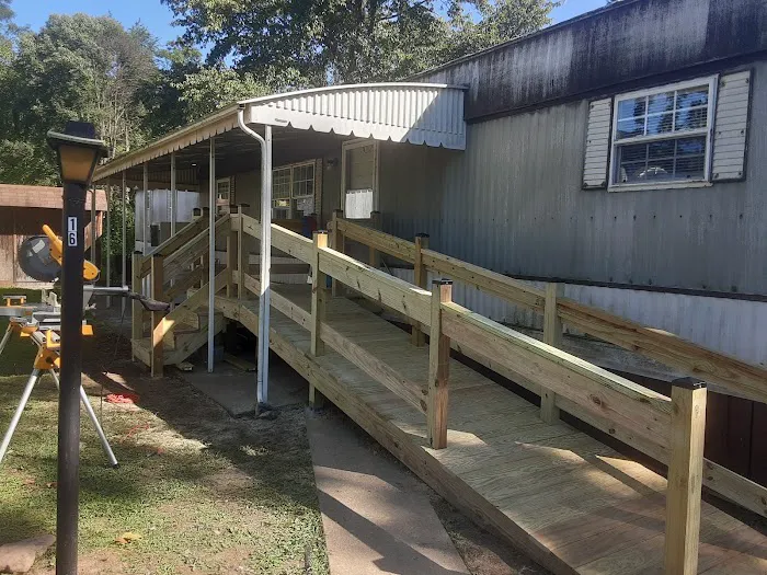 Dominion Mobile Home Village Picture 4