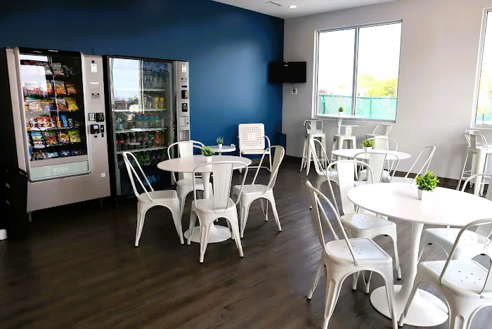 Bayfront Resort at Cross View Picture 5