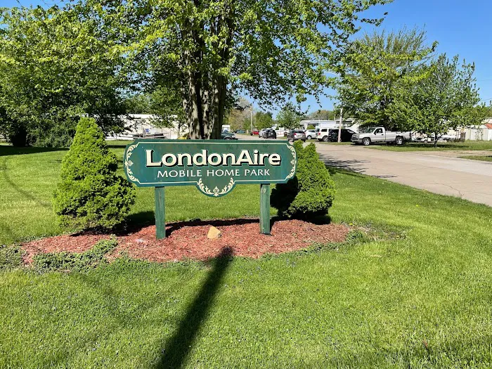 LondonAire Mobile Home Park Picture 3