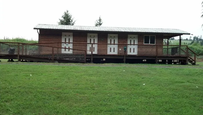 Umpqua Riverfront RV Park & Boat Ramp Picture 10