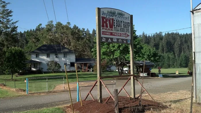 Umpqua Riverfront RV Park & Boat Ramp Picture 7