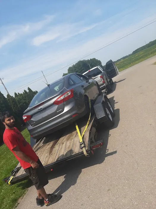 Pin-Oak Estates Picture 1