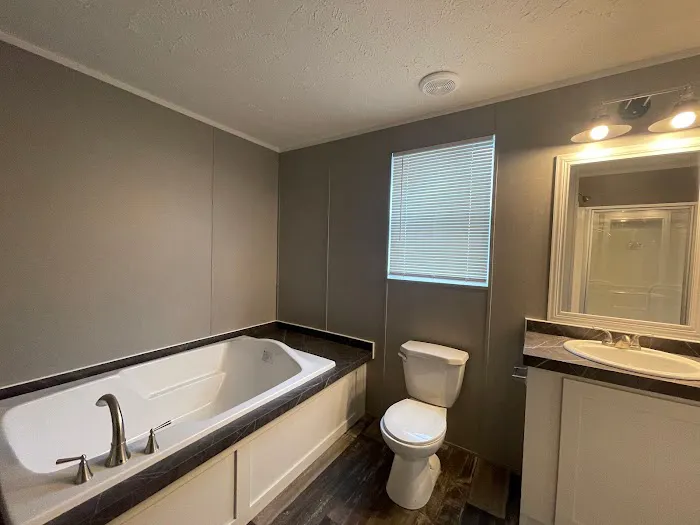 Colonial Hills MHP Picture 1