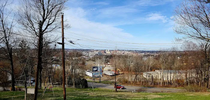 Forest Hills Mobile Home Park Picture 1