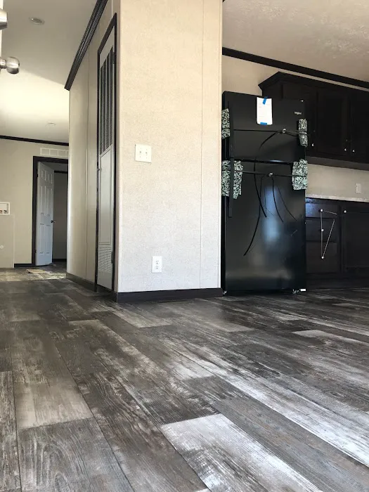 Woodland Hills MHC Picture 7