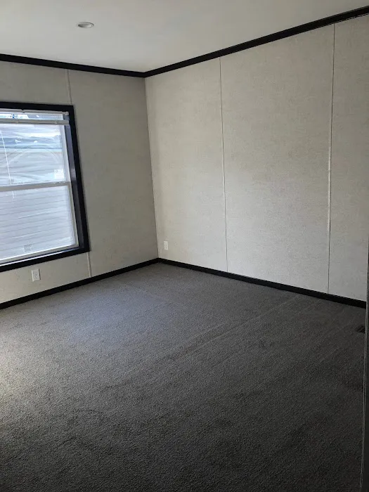 Woodland Hills MHC Picture 6