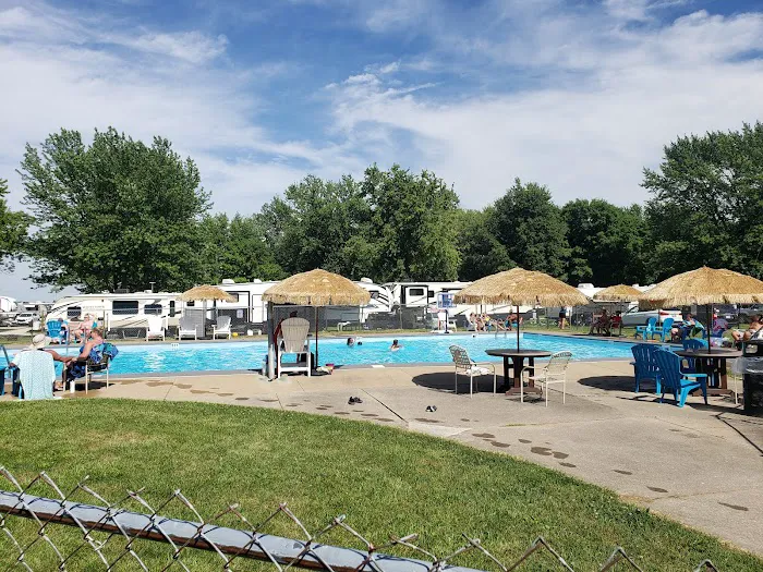 Gotta Getaway RV Park Picture 10