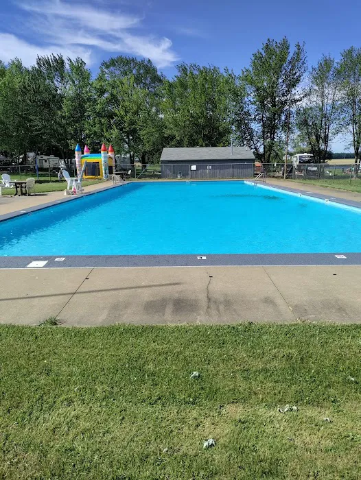 Gotta Getaway RV Park Picture 2