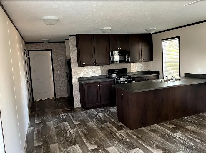 Greenfield Village Mobile Home Community Picture 10