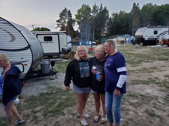 Forest RV Park Picture 3