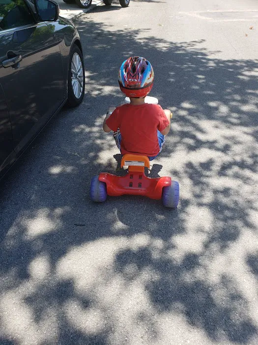 North Shore Estates Mobile Home Park & Marina Picture 8